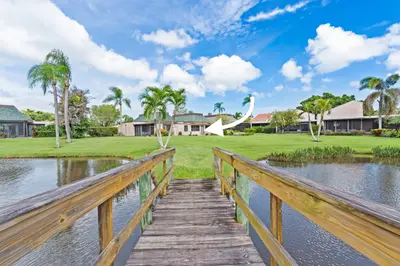 3310 SE SANDPIPER Circle, Port St. Lucie – Condominium for sale