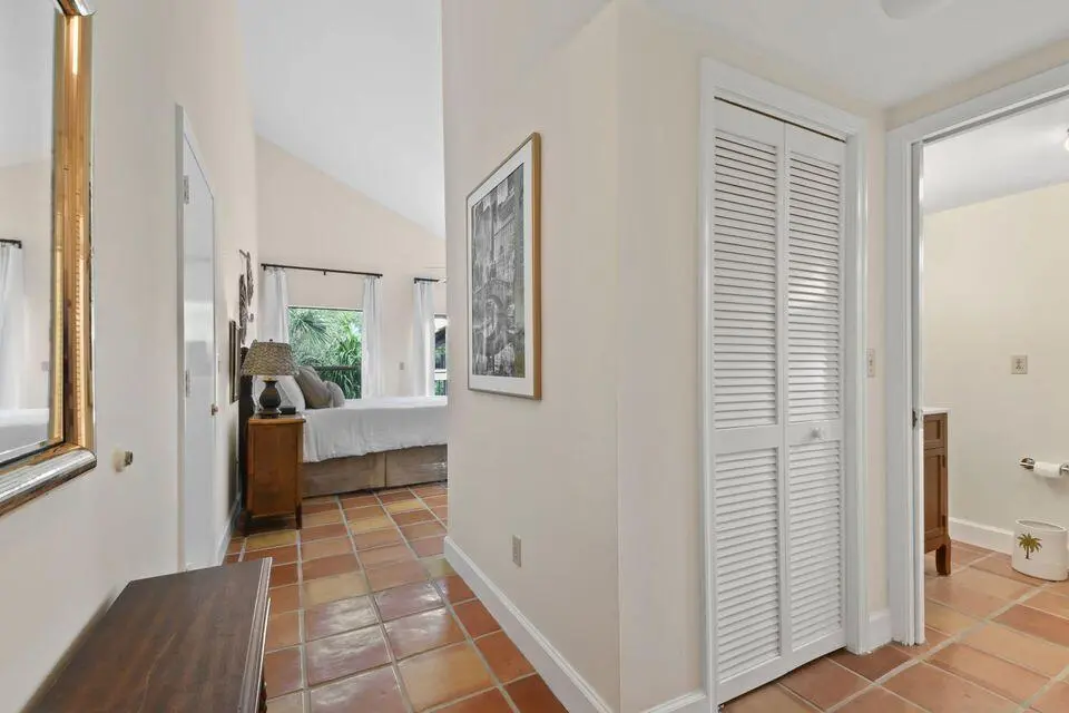 Hall at 11863 Wimbledon Circle 507, Wellington