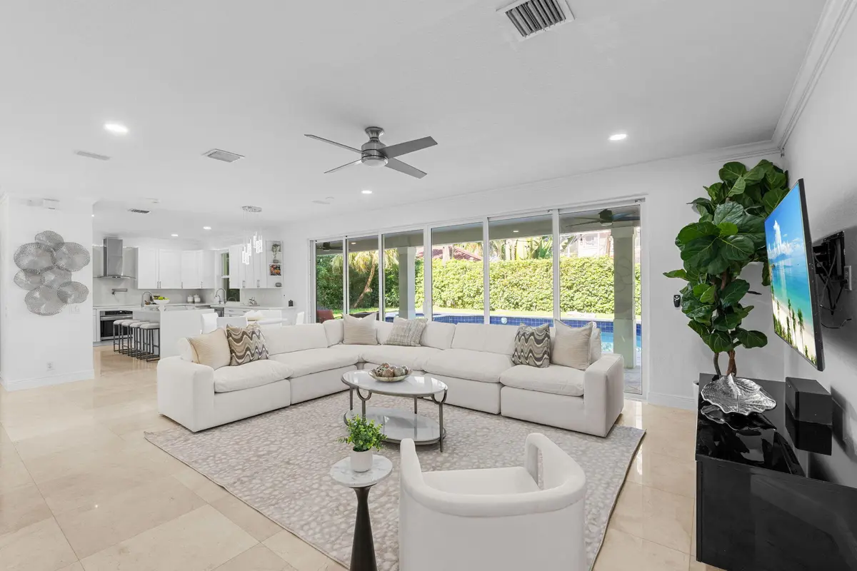 16-web-or-mls-A7400791 at 1879 HIDDEN TRAIL Lane, Weston