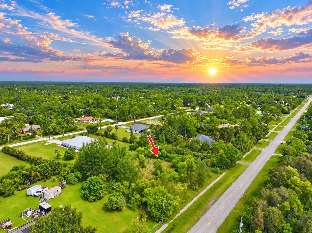 Vania Raphael Call Madrid at 17937 Valencia Boulevard, Loxahatchee
