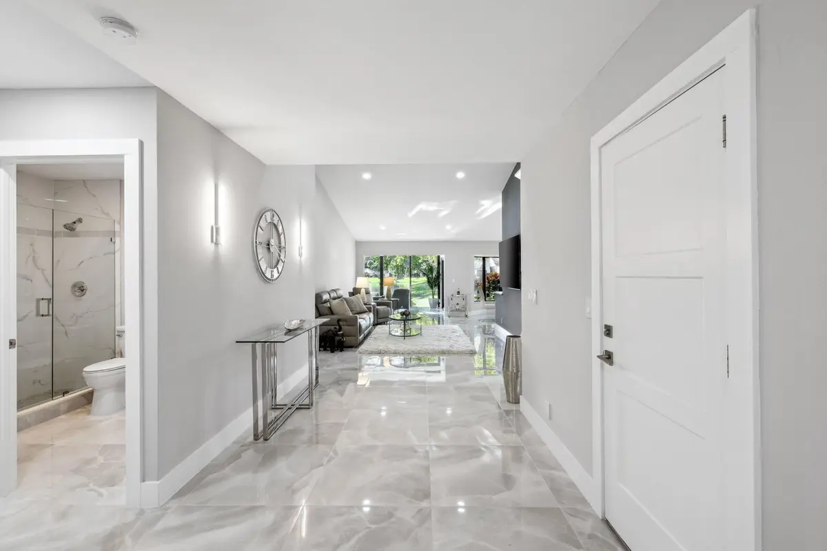 4847 Boxwood Circle - 4.jpg-SMALL at 4847 BOXWOOD Circle, Boynton Beach