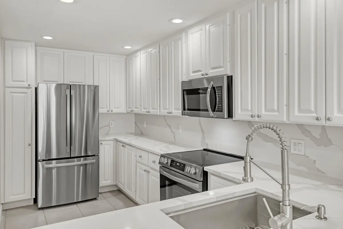 Kitchen at 115 Soriano Drive, Jupiter