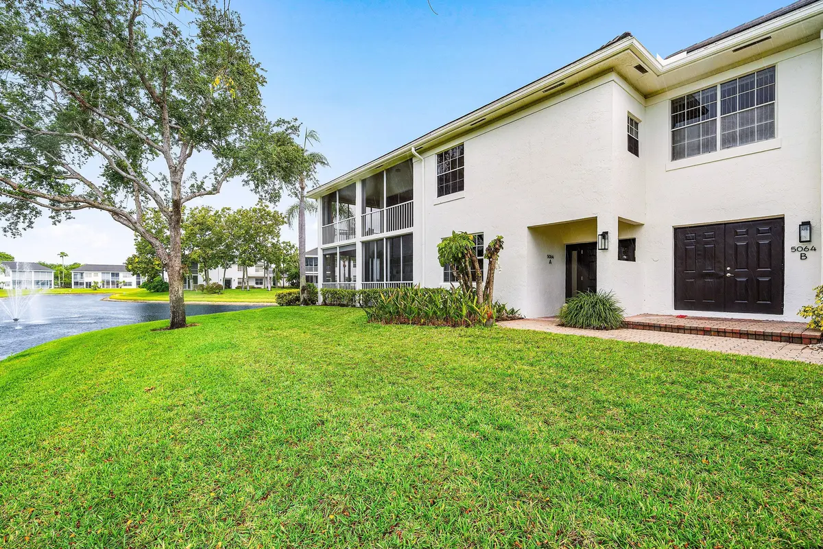 Side Exterior at 5064 Lake Catalina Drive A, Boca Raton