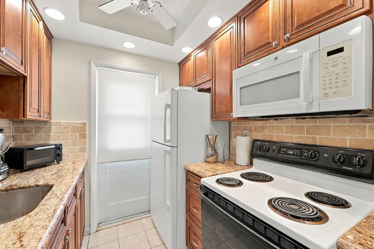 1117 Lake Ter 112 - Kitchen 2 at 1117 LAKE Terrace 112, Boynton Beach