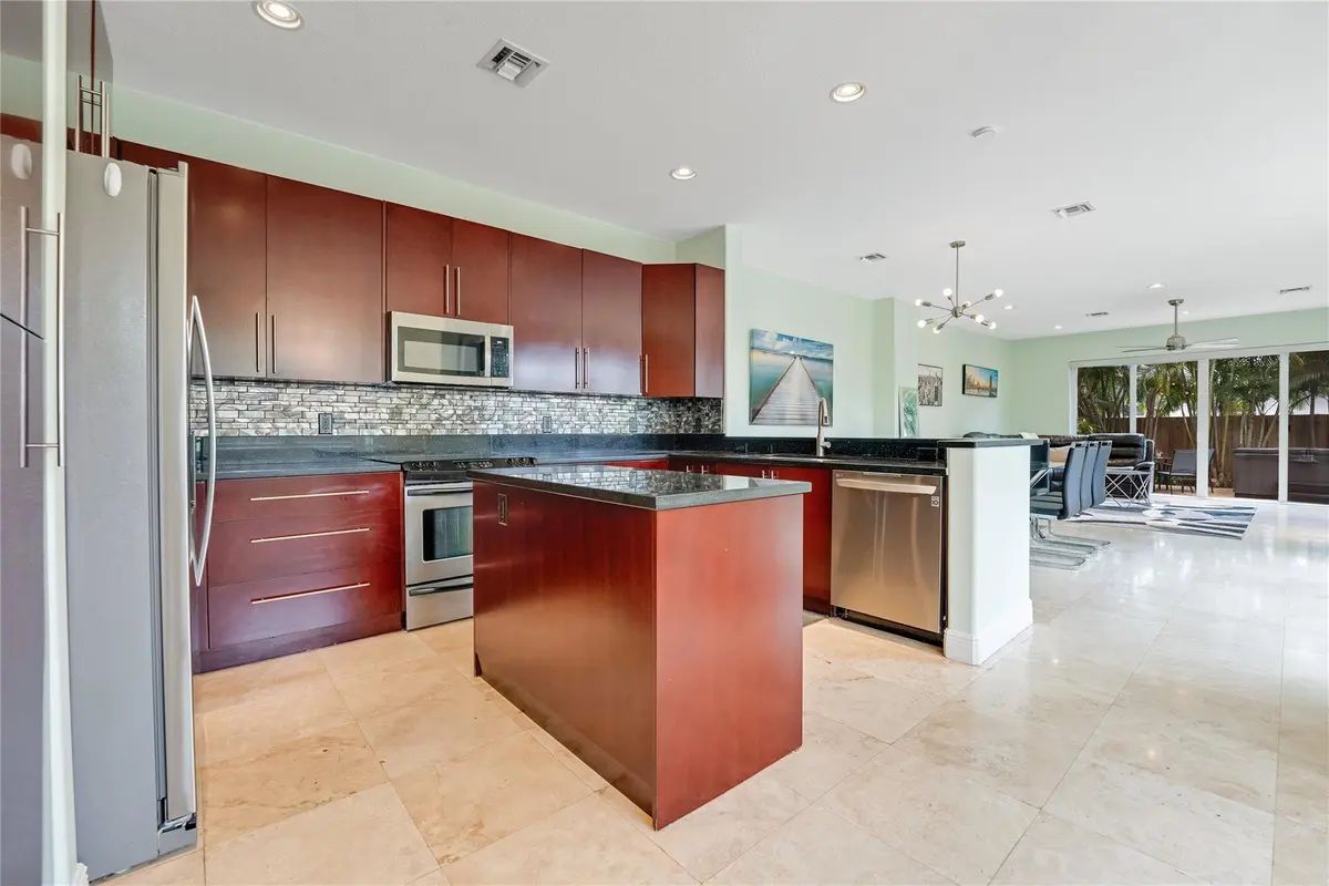 Photo 4 at 1108 NE 16TH Avenue, Fort Lauderdale