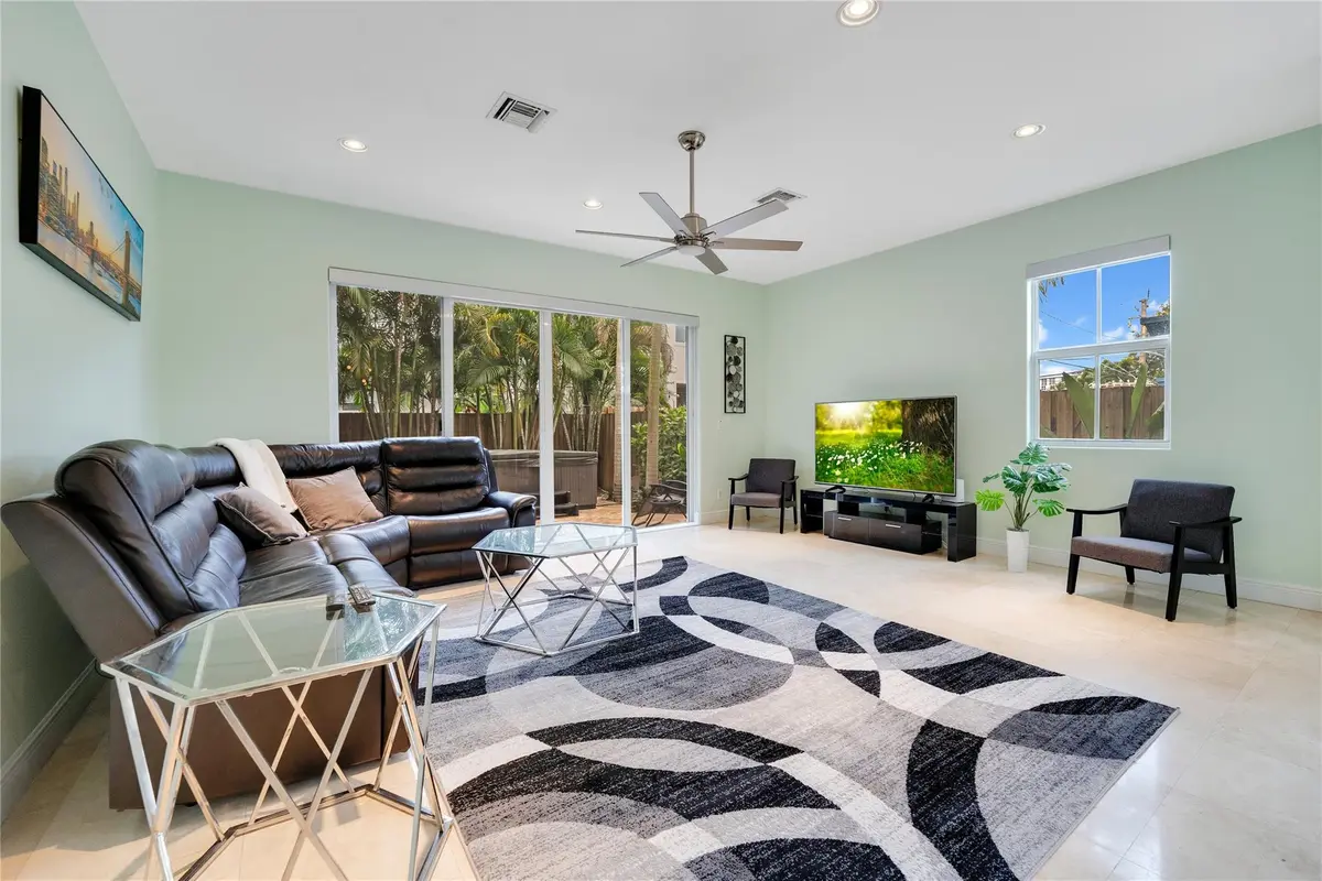 Photo 6 at 1108 NE 16TH Avenue, Fort Lauderdale