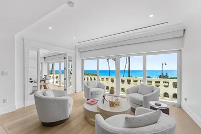 300 S Ocean Boulevard 2D, Palm Beach – Co-Ownership for sale