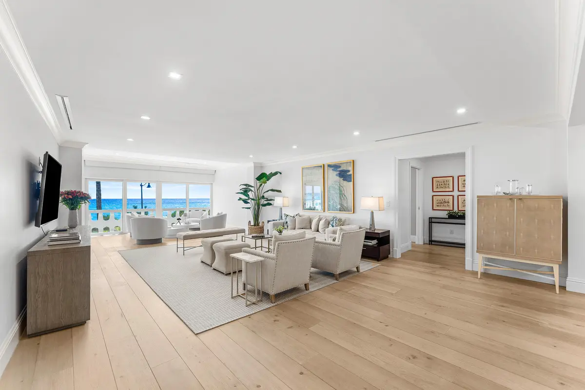 005-300SouthOceanBoulevard-2D-PalmBeach- at 300 S Ocean Boulevard 2D, Palm Beach