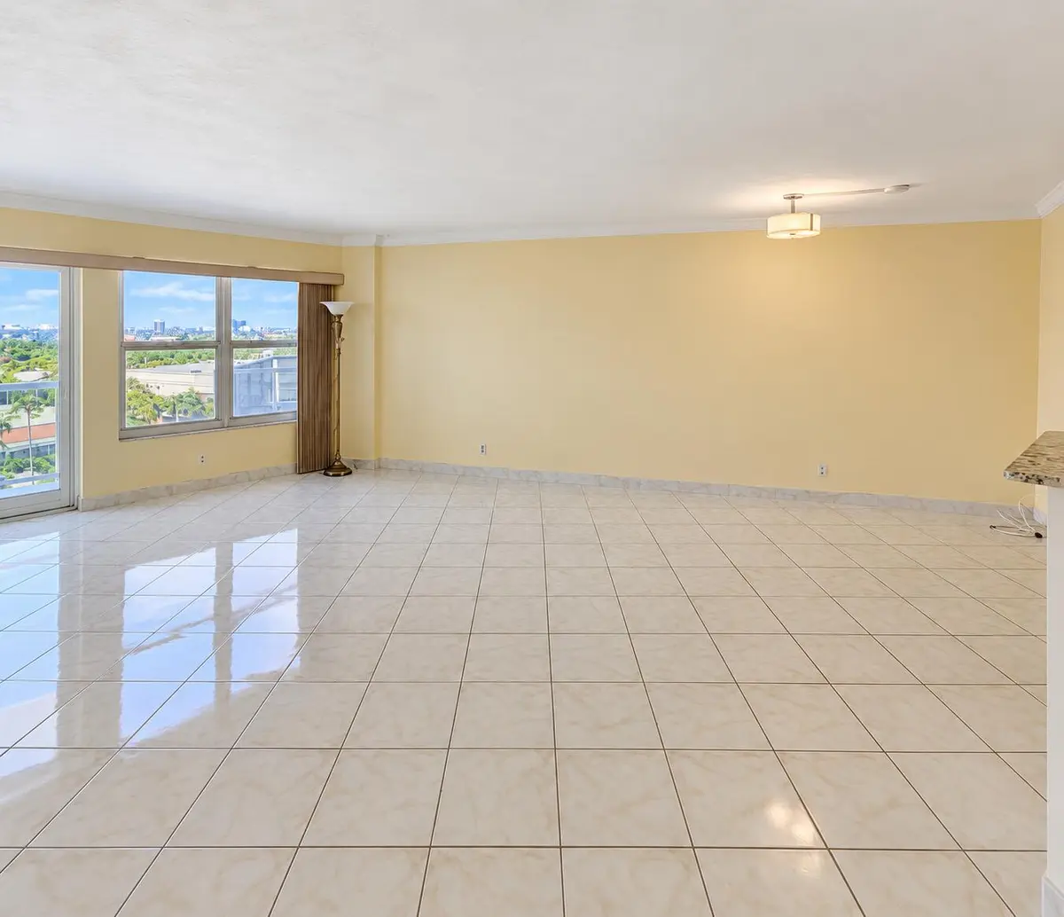 Living and Dinning area at 3700 GALT OCEAN Drive 712, Fort Lauderdale