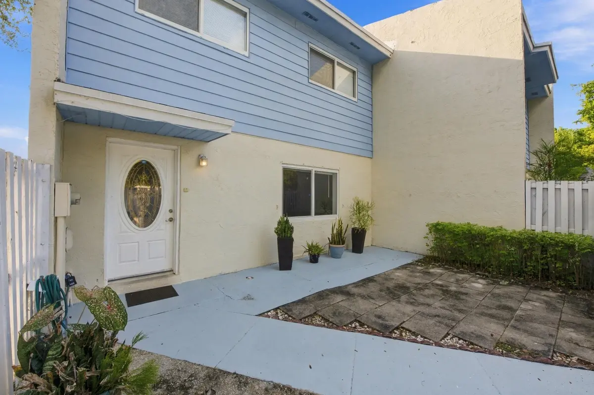 8__dsc4651 at 22334 SW 103RD Court, Cutler Bay