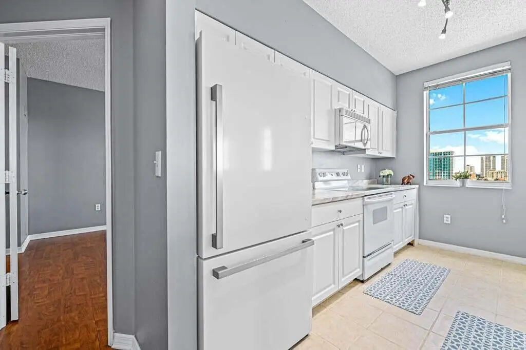 1112 Kitchen at 616 Clearwater Park Road 1112, West Palm Beach
