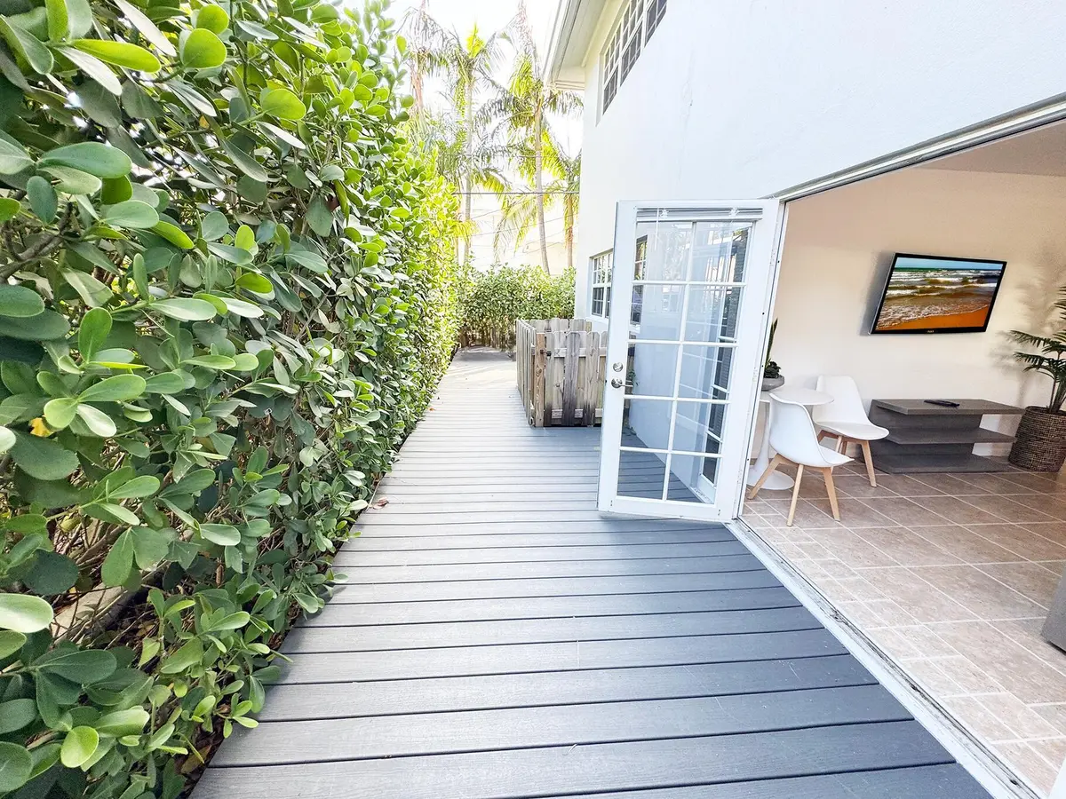IMG_2362 at 234 Oleander Avenue 1, Palm Beach