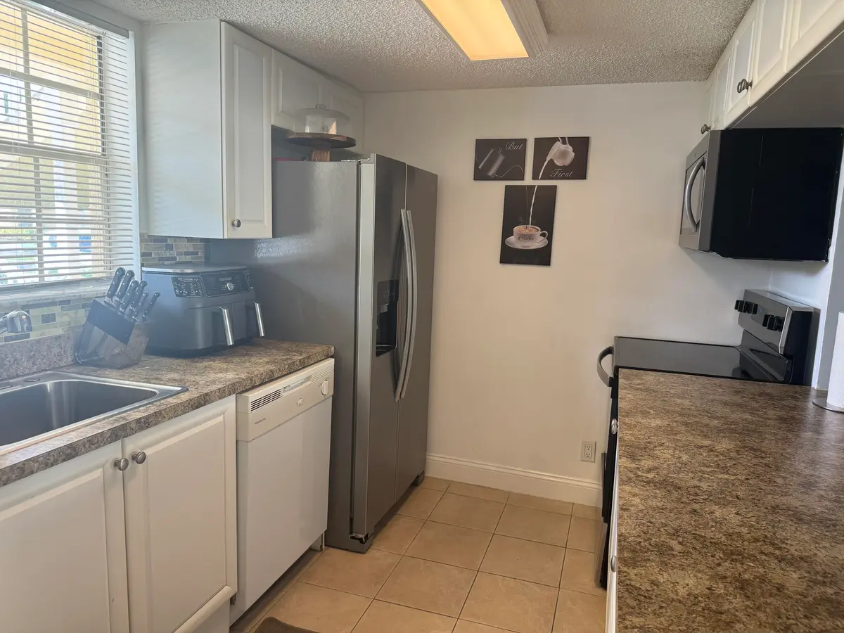 6331-14 at 6331 LA COSTA Drive B, Boca Raton