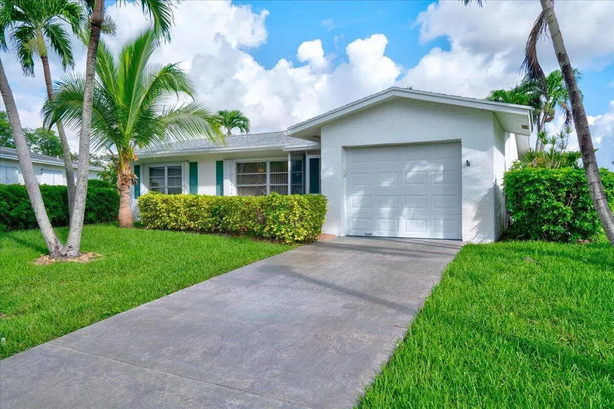 02-14315 Amapola Drive-39 at 14315 AMAPOLA Drive, Delray Beach