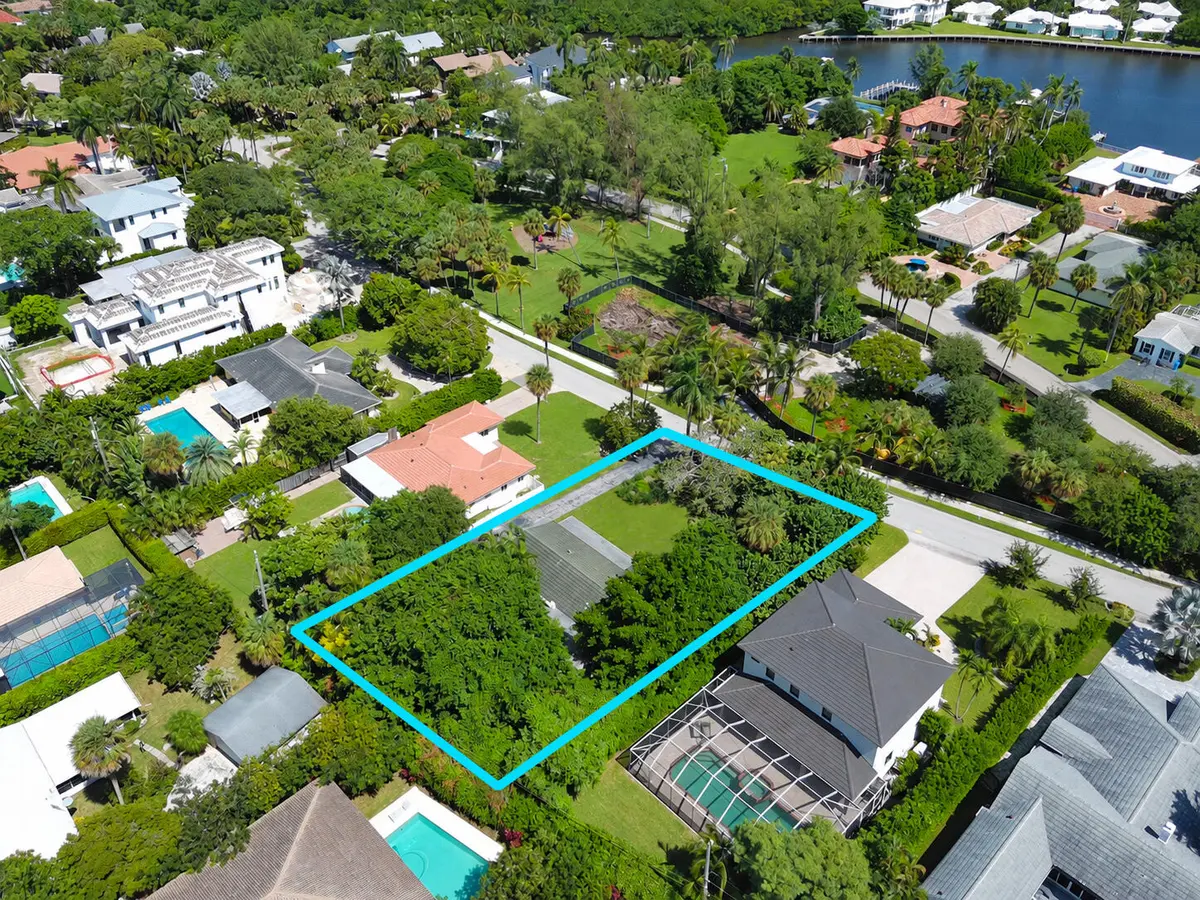 08B at 417 SE ATLANTIC Drive, Lantana