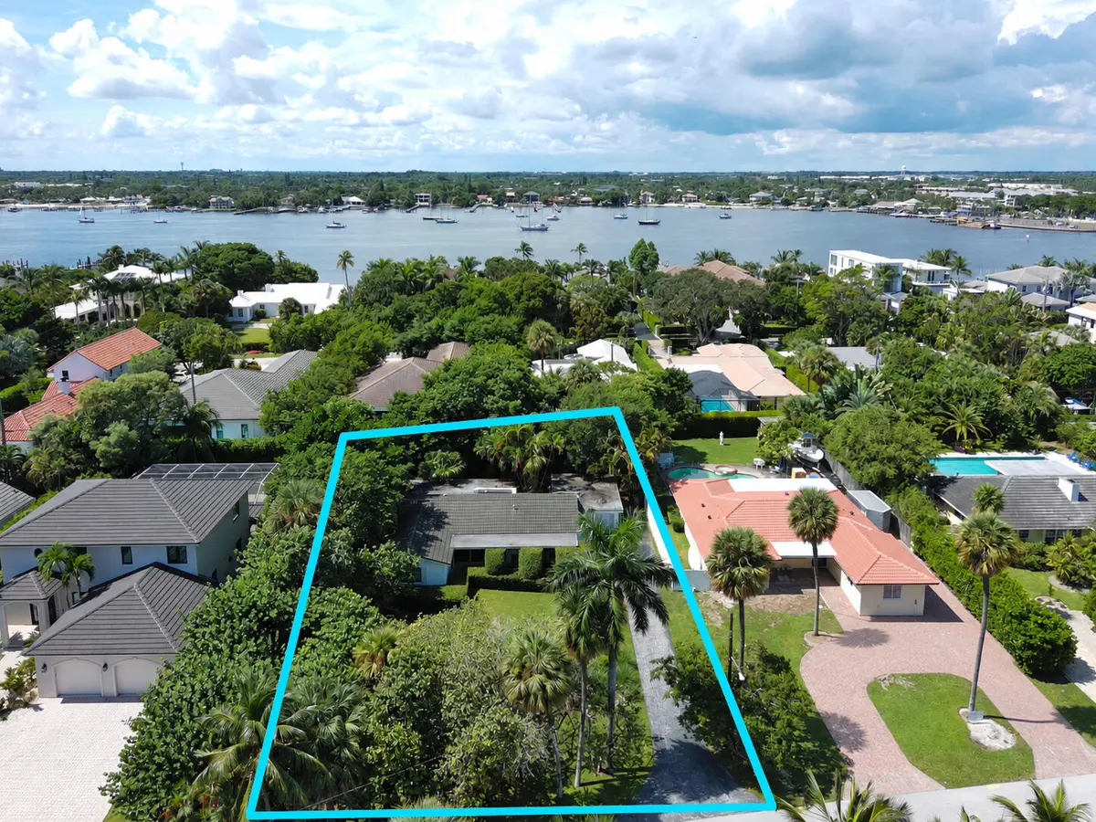 01B at 417 SE ATLANTIC Drive, Lantana