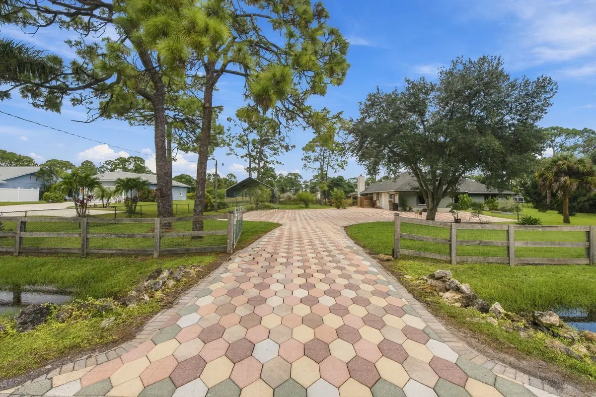 2__dsc5431 at 15107 97TH Road, The Acreage