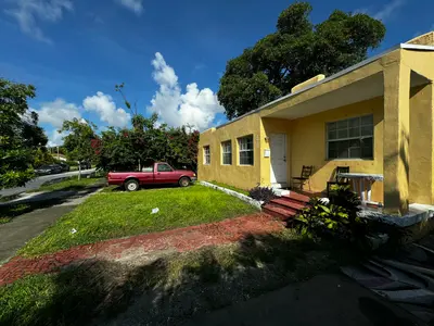1929 SW 17TH Street, Miami – Single Family Residence for sale