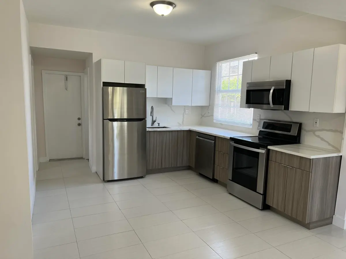 photo at 311 S J Street 3 Back House, Lake Worth Beach