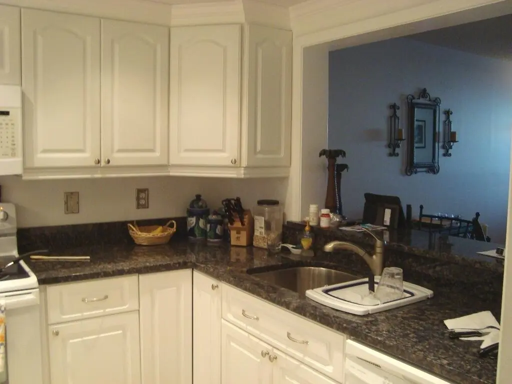 Kitchen1 at 4250 N HIGHWAY A1A 1005, Fort Pierce