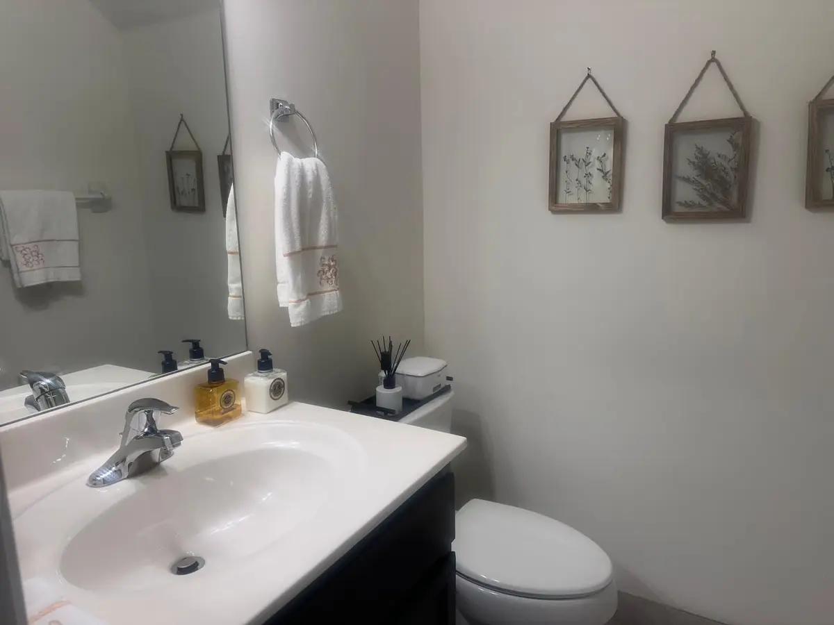 b04d14fc-3517-4064-bfeb-20aeda693288-cop at 12190 VILLAGE Place, Davie
