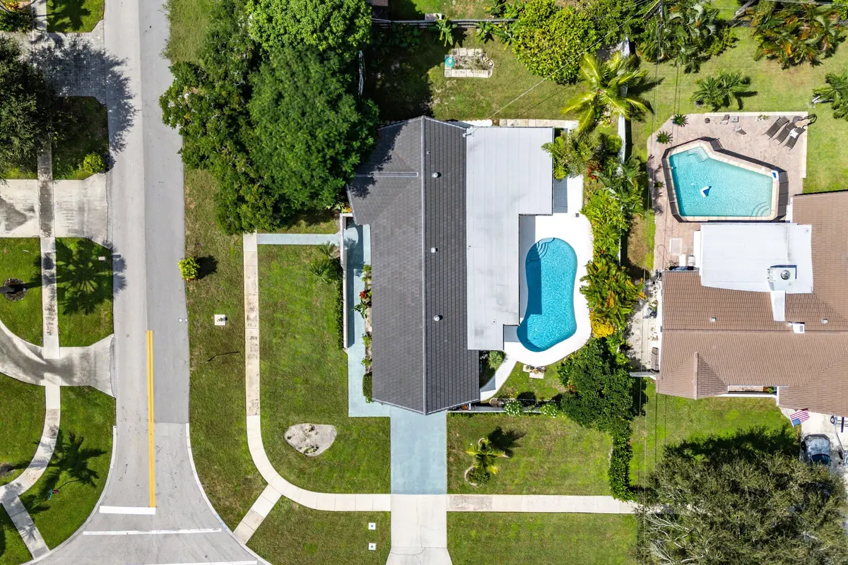 043-2013ArdleyRoad-NorthPalmBeach-FL-334 at 2013 ARDLEY Road, North Palm Beach