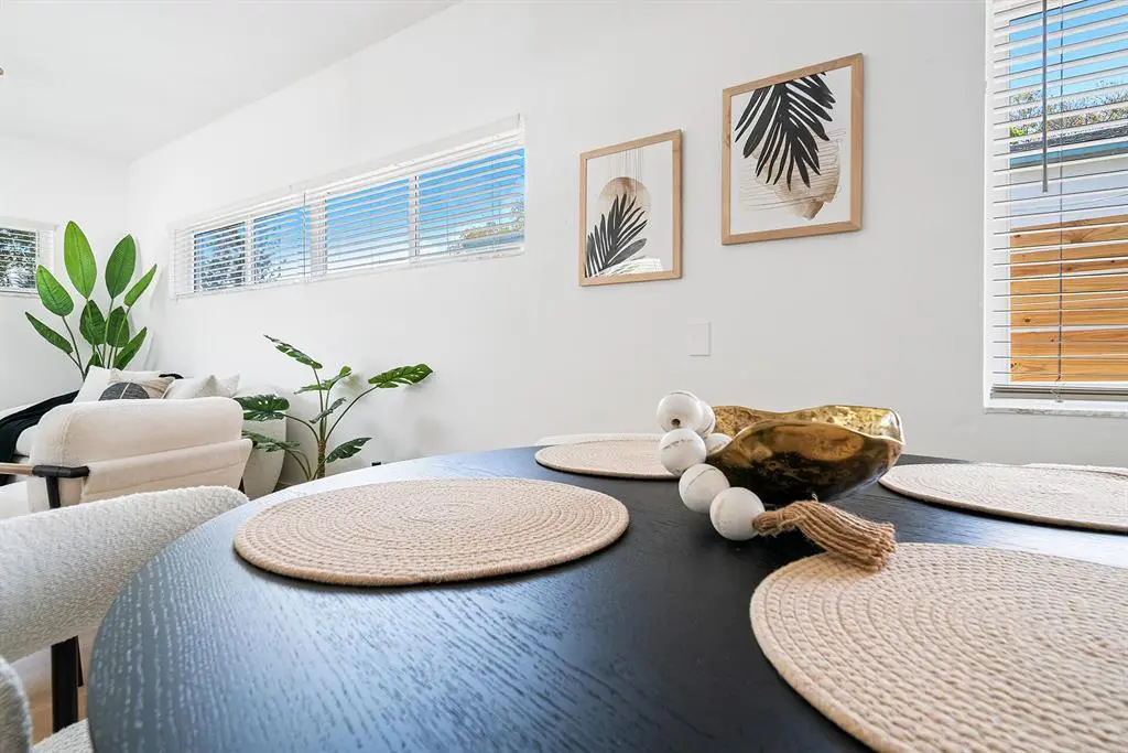 Dinning Room at 3300 WESTVIEW Avenue, West Palm Beach