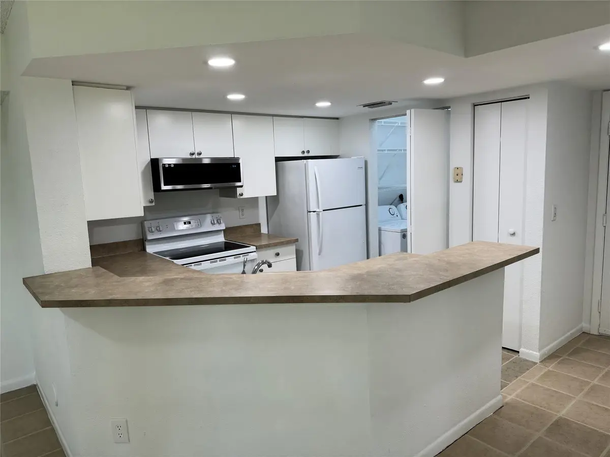 Photo 3 at 9222 W ATLANTIC Boulevard 1314, Coral Springs