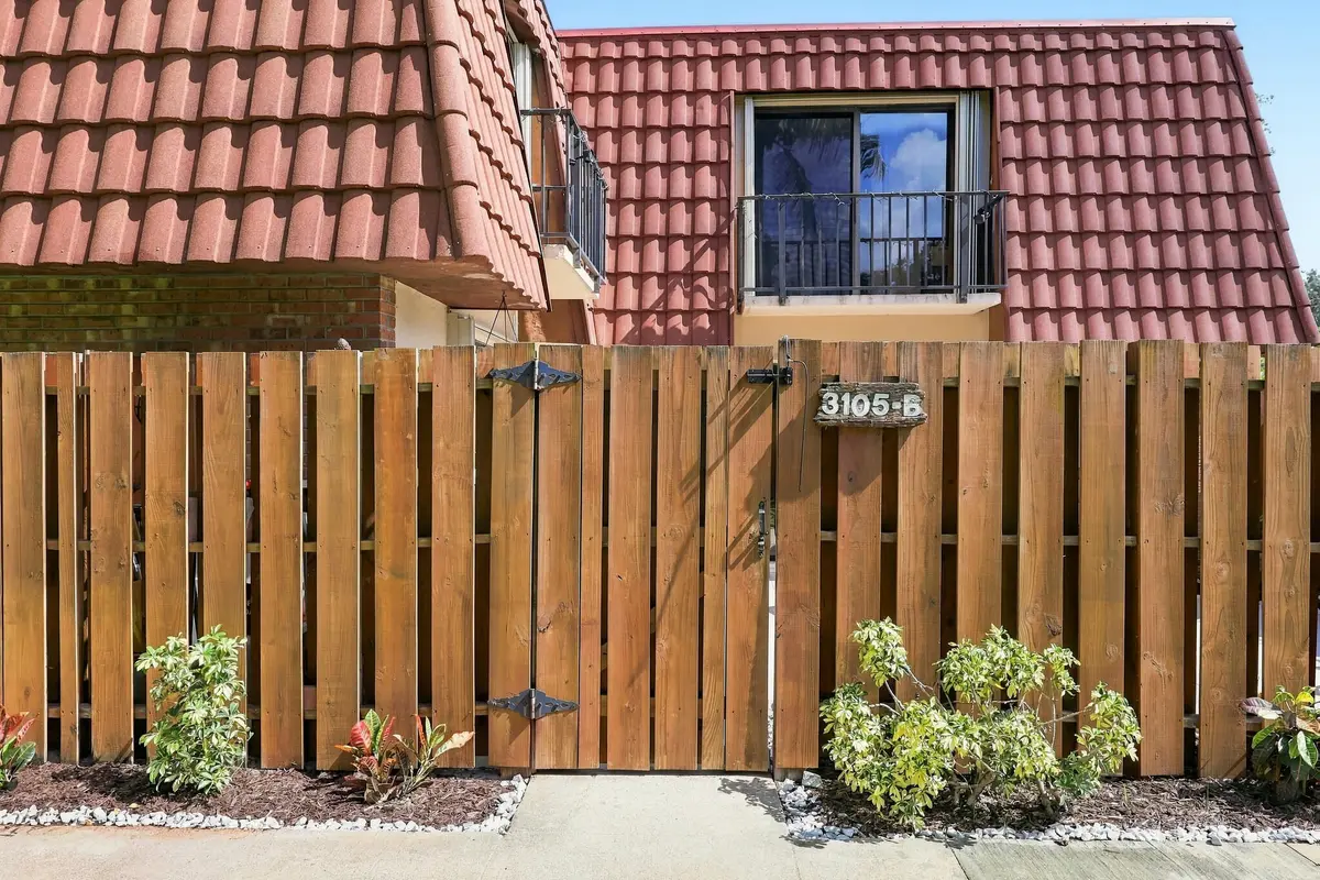 Linton 4 at 3105 Spanish Wells Drive 8-B, Delray Beach