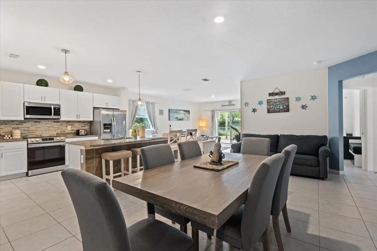 04-Dining at 2202 SE Trillo Street, Port St. Lucie