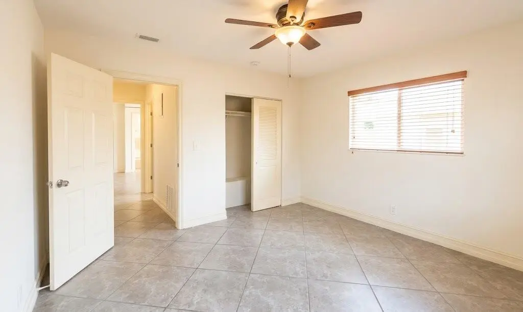 Bedroom at 2713 NE 33rd Avenue 2, Fort Lauderdale