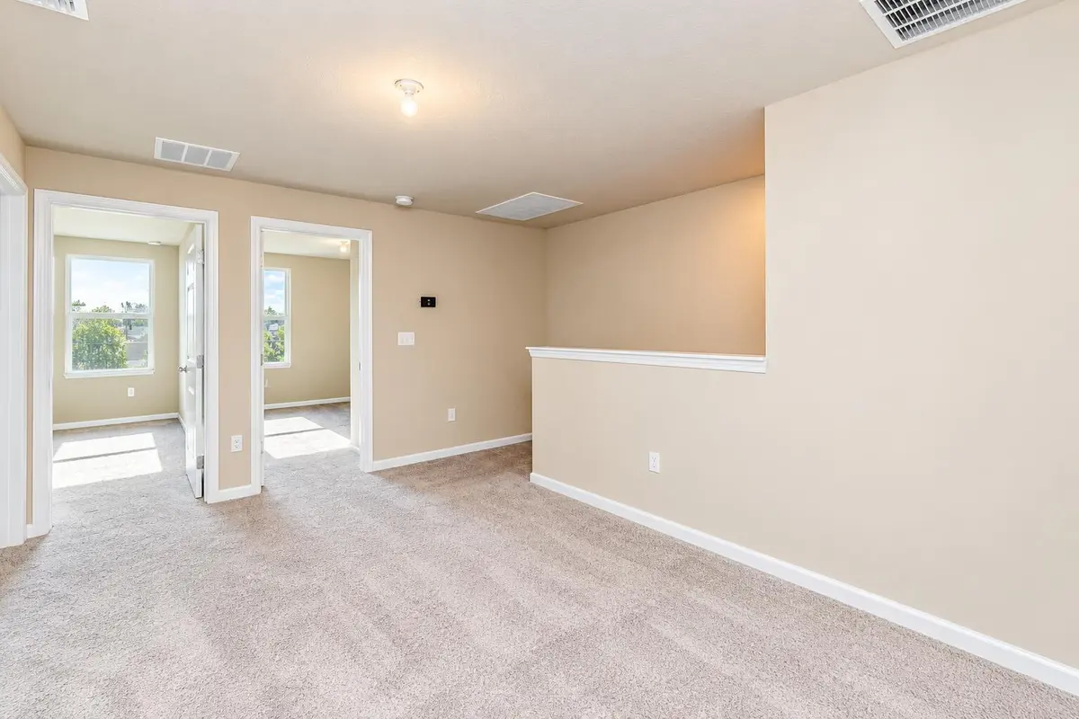 Bright Modern Upstairs Landing at 5648 MENTMORE Drive, Mangonia Park