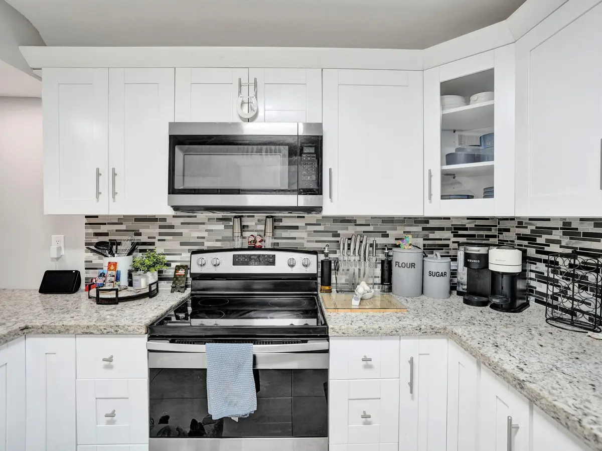 10-web-or-mls-DSC04629 at 11575 NW 2ND, Plantation