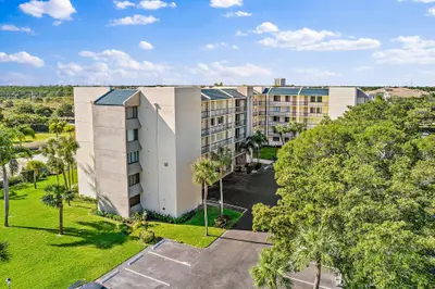 1605 S US HIGHWAY 1 M1-401, Jupiter – Condominium for rent