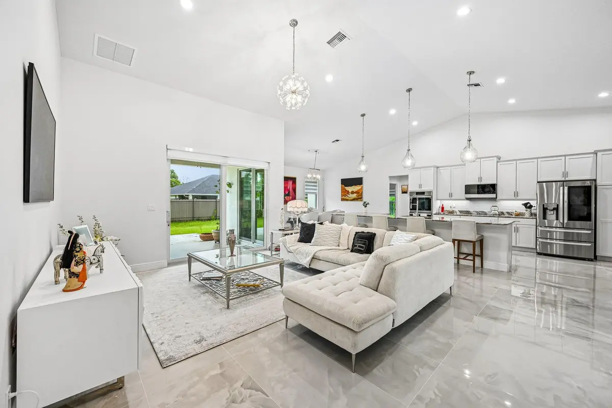 7-web-or-mls-NW Culebra Ave-S1010-007 at 5803 NW CULEBRA Avenue, Port St. Lucie
