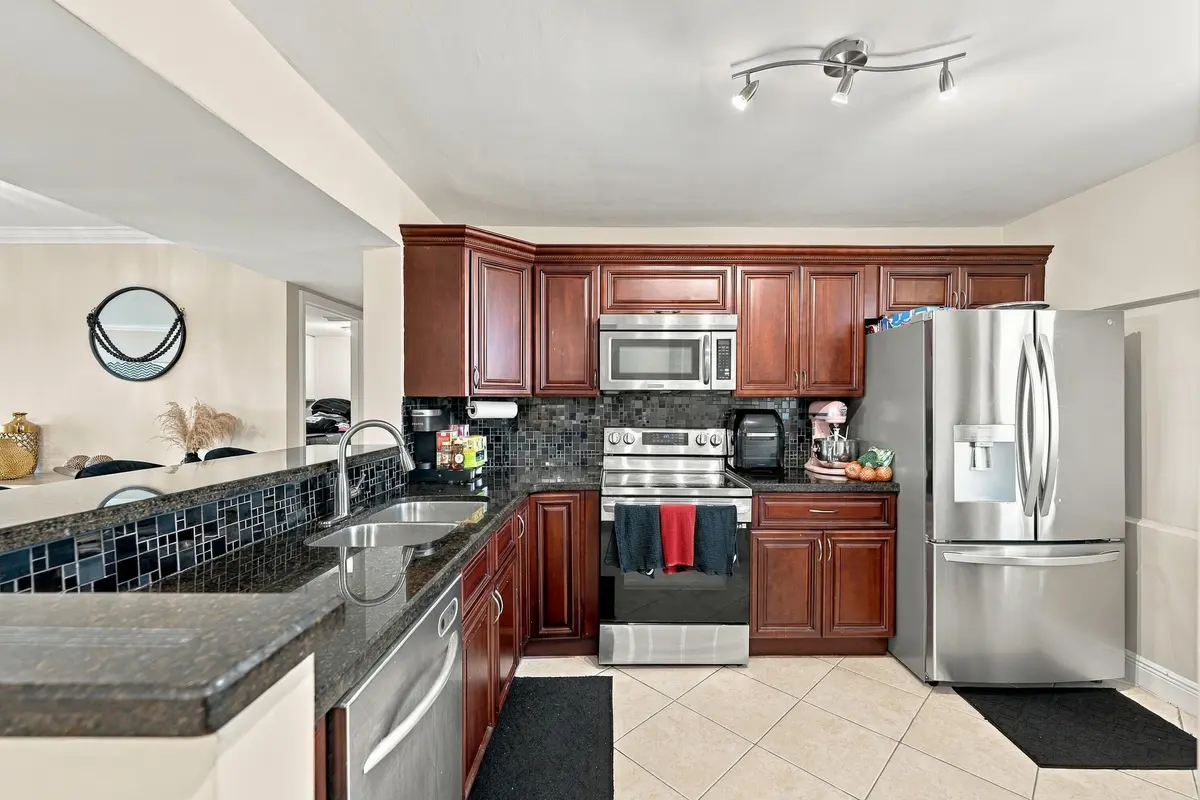 15_dsc_2557 at 2766 Carambola Circle 305, Coconut Creek