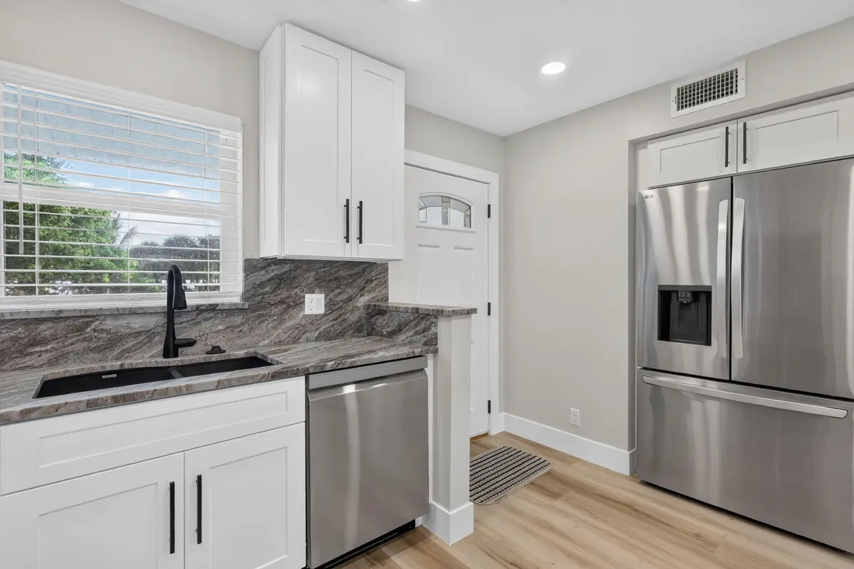 7-web-or-mls-5P1A8774 at 200 N El Mar Drive B202, Jensen Beach