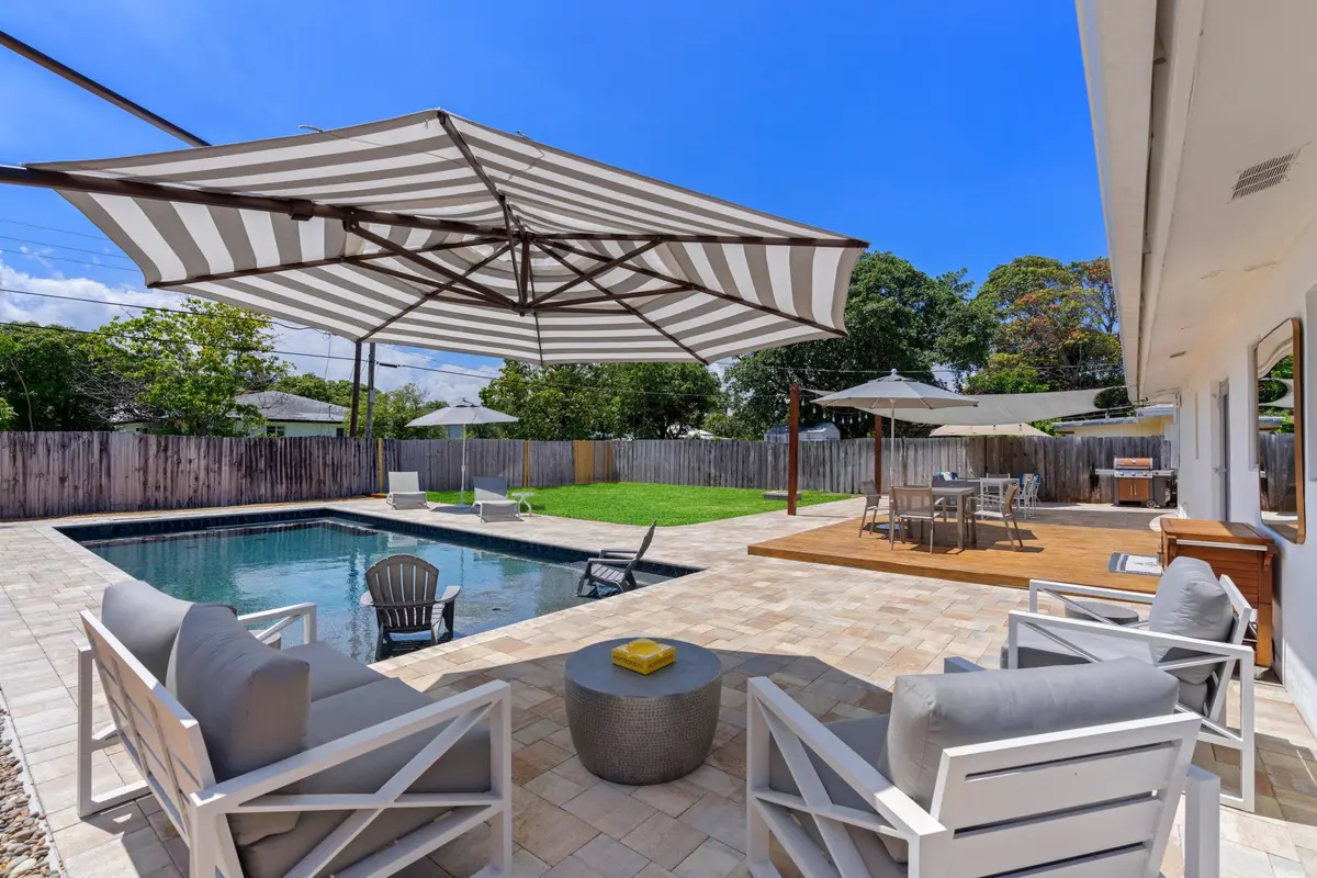 DSC07365.jpg-SMALL at 918 SE 3RD Avenue, Delray Beach