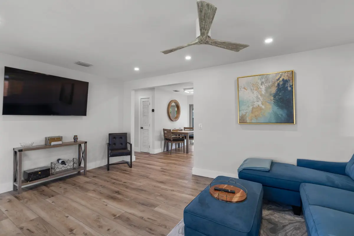 DSC08856.jpg-SMALL at 918 SE 3RD Avenue, Delray Beach