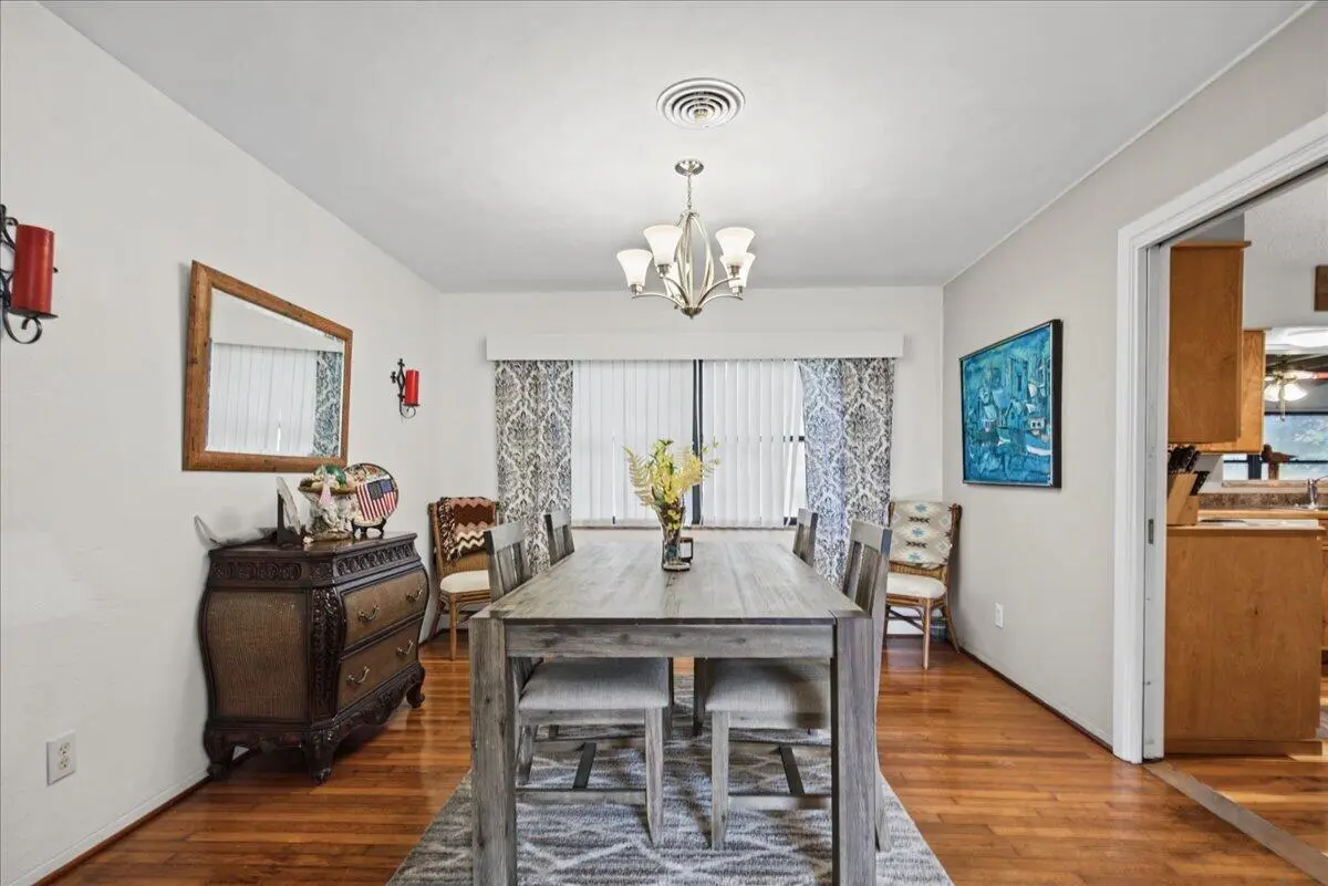 Dining Room at 1855 39th Avenue, Vero Beach