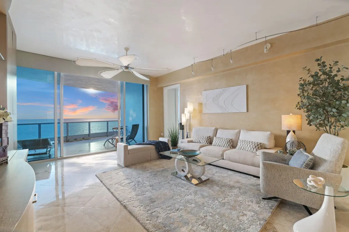 1600 South Ocean Boulevard - 93.jpg-SMAL at 1600 S OCEAN Boulevard MPH02, Lauderdale-By-The-Sea