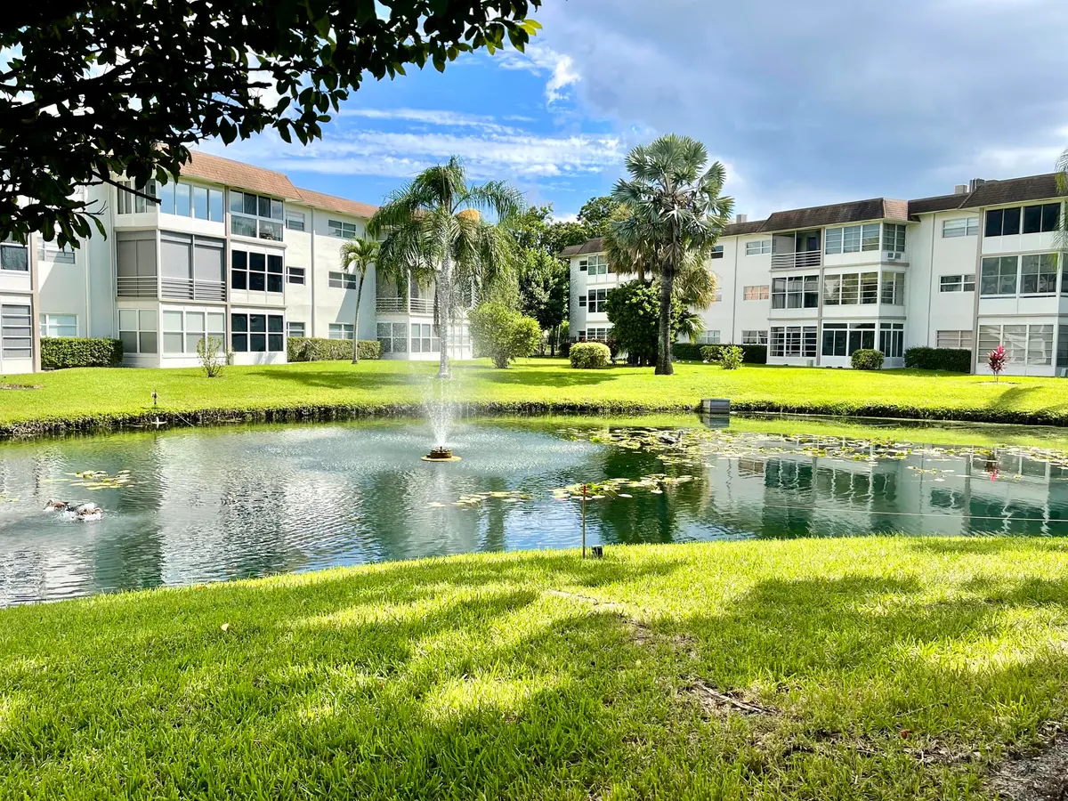 IMG_5203 at 4701 NW 34th Street 416, Lauderdale Lakes