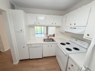 9230 LAGOON Place 110, Davie – Condominium for rent
