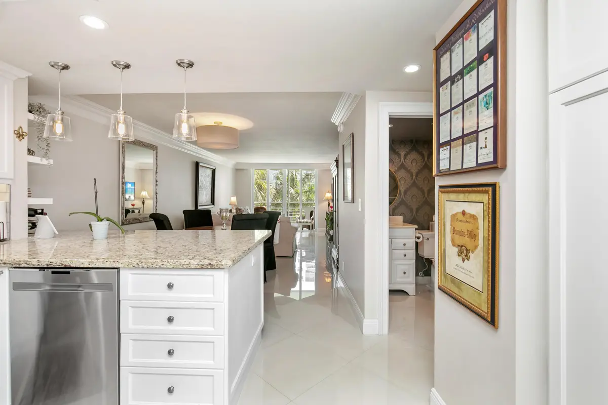 1I6A7092 at 2731 NE 14th Street Causeway 407, Pompano Beach