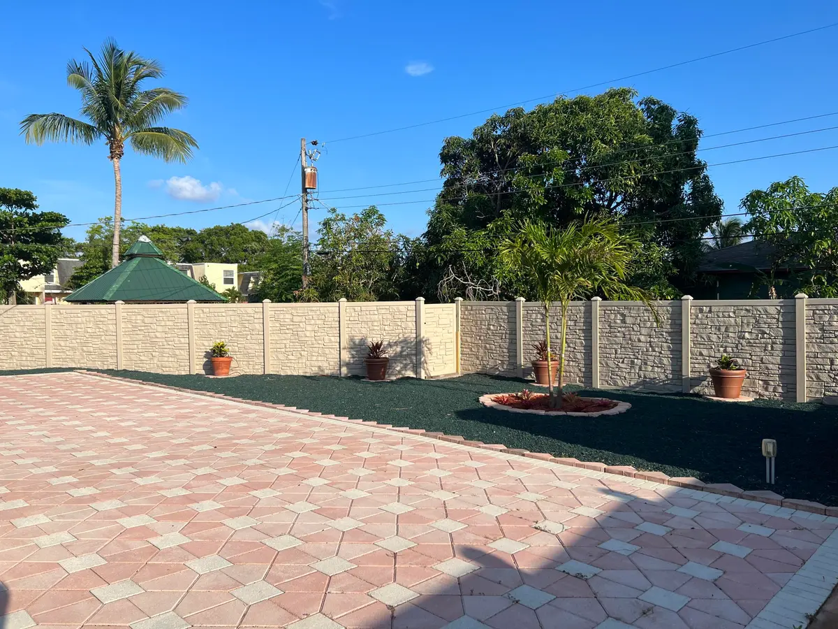 C29BDE9B-614A-4E5C-AF8B-B8E1F6F8F414 at 214 SW 3rd Avenue, Boynton Beach