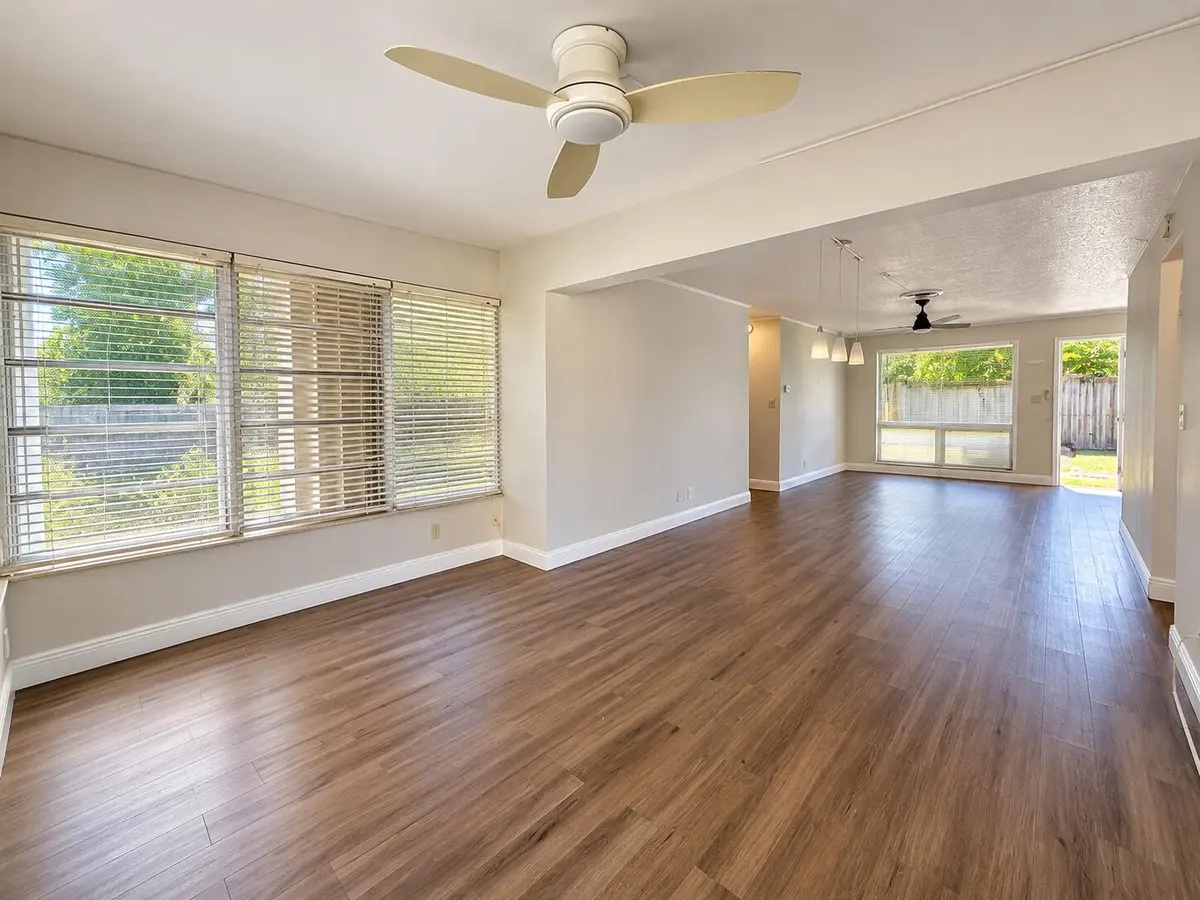 Val at 4020 NE 18TH Avenue, Pompano Beach