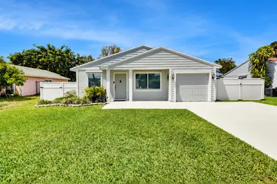 8379 Garden Gate Place, Boca Raton – Single Family Residence for rent