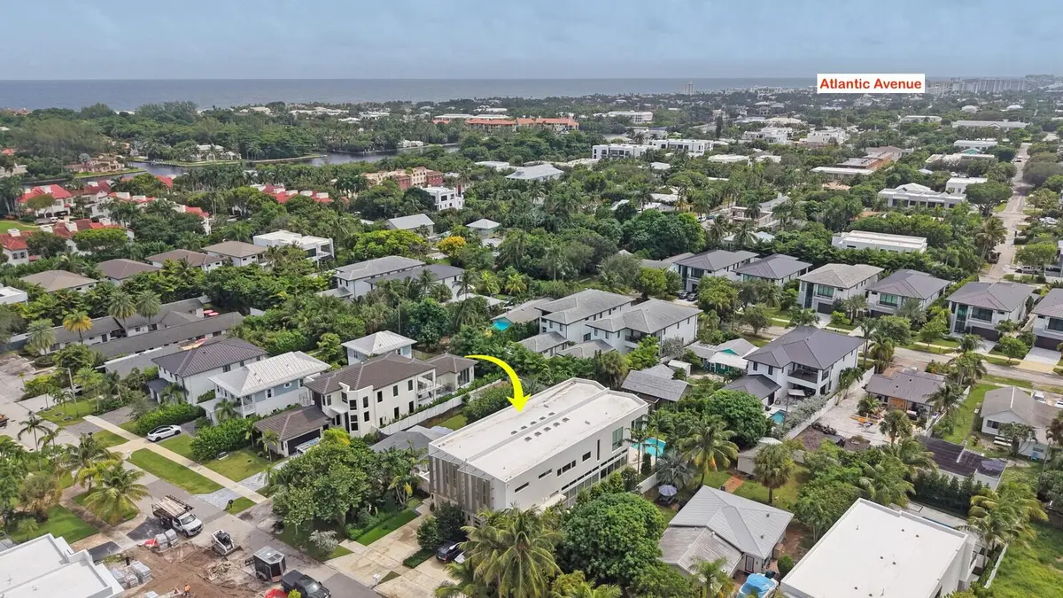 Proximity to Atlantic Ave. at 724 N LAKE Avenue, Delray Beach