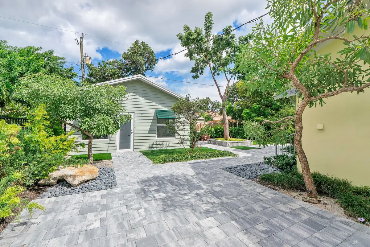 216 Ne 23rd Ave_006 at 216 NE 23RD Avenue, Pompano Beach