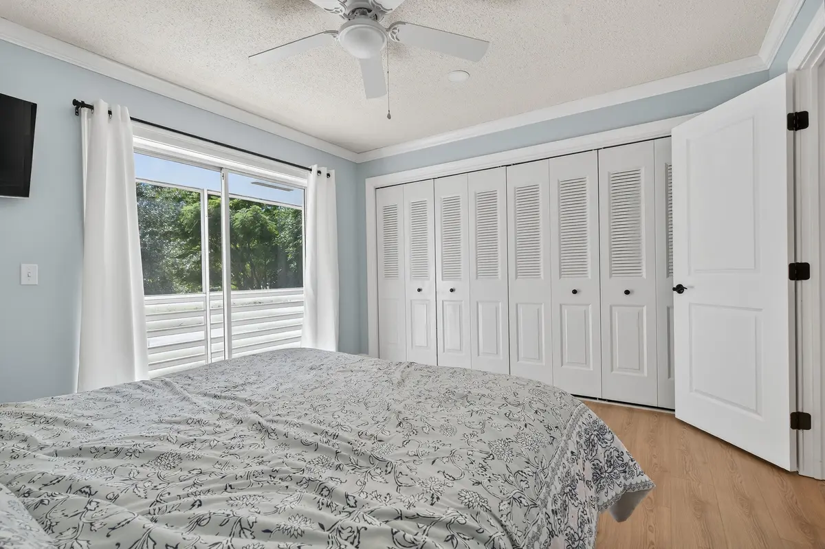 111325-242 at 71 Canterbury C, West Palm Beach